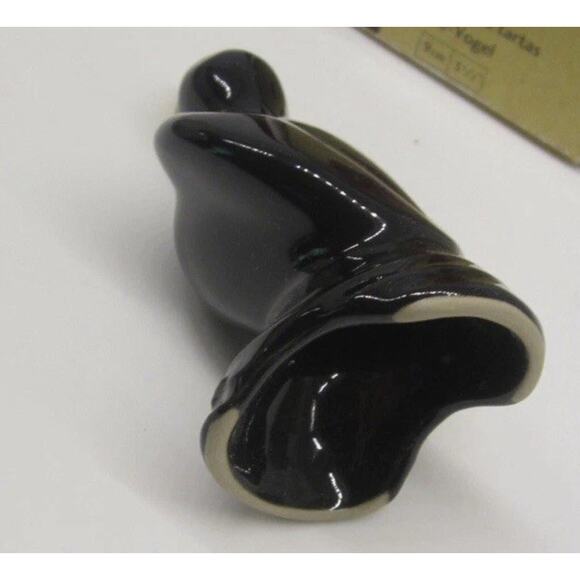 LE CREUSET BAKING PIE BIRD Funnel Marseille Black BRAND NEW In BOX - Picture 5 of 8